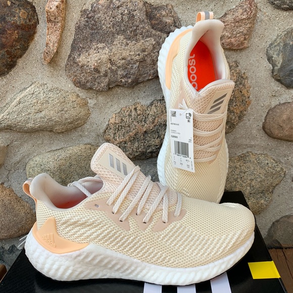 adidas womens alphaboost shoes